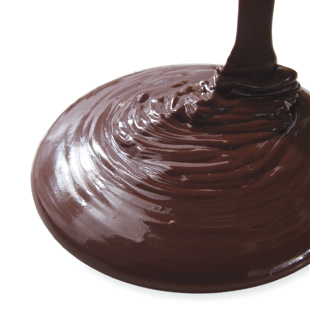 Черният шоколад, подобно на рибата, намалява много риска от сърдечни болести.